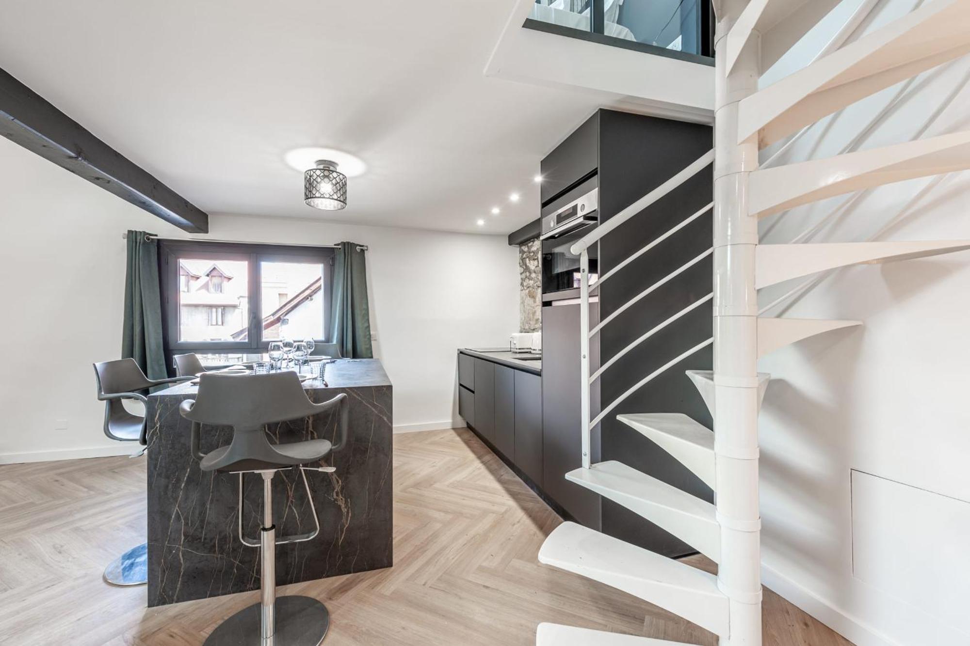 Matterhorn Apartment Annecy Bagian luar foto