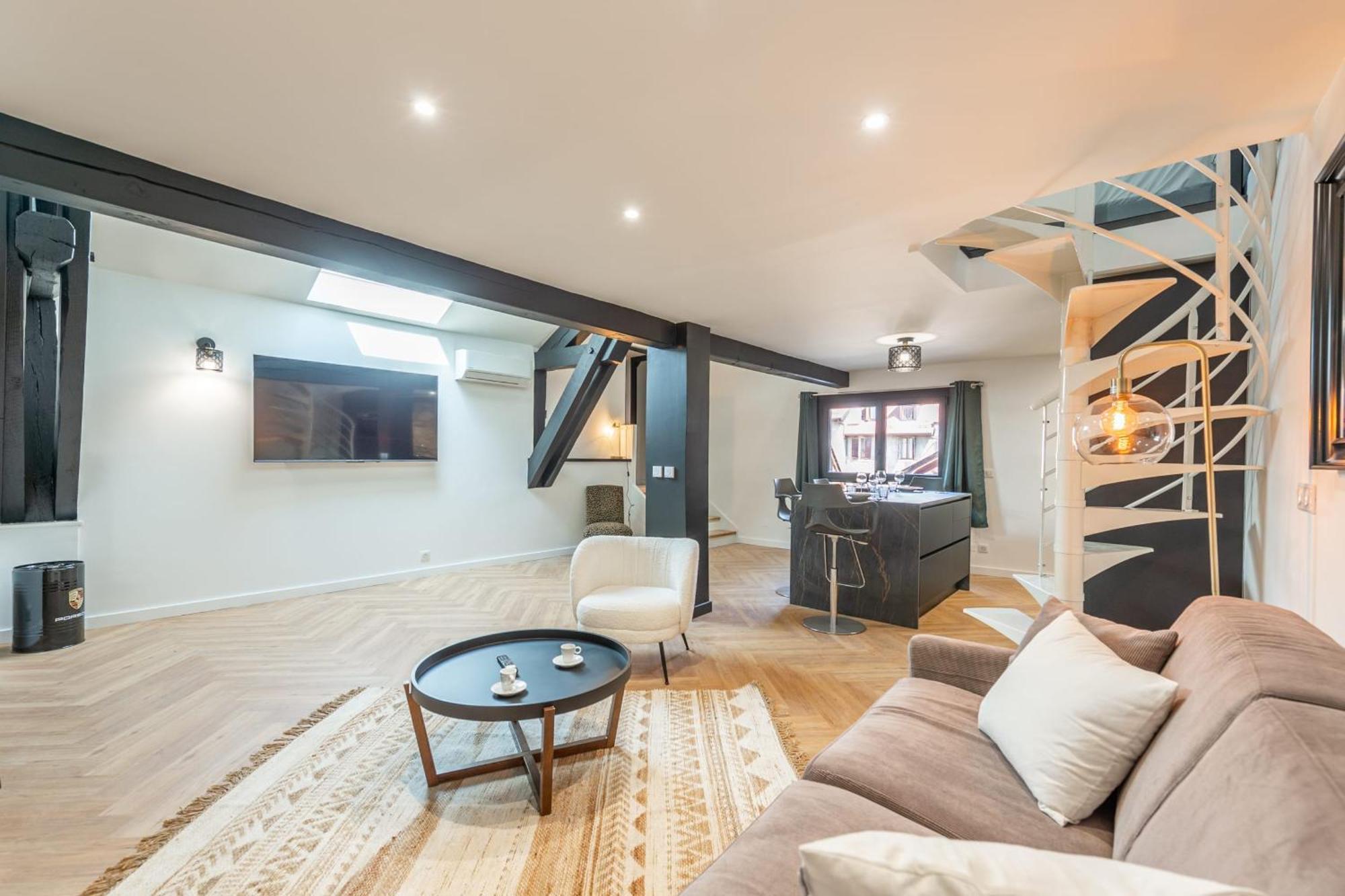 Matterhorn Apartment Annecy Bagian luar foto
