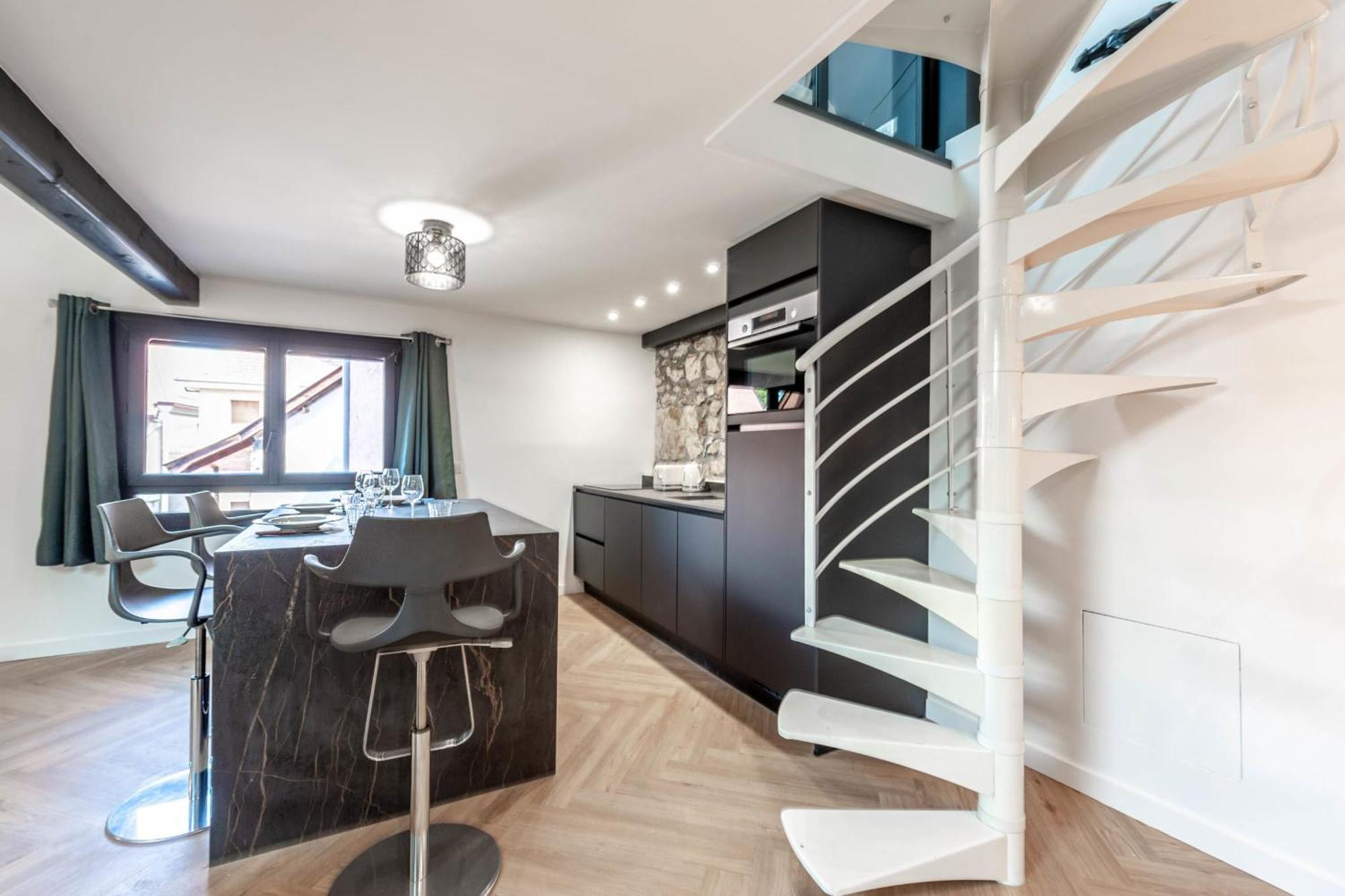 Matterhorn Apartment Annecy Bagian luar foto