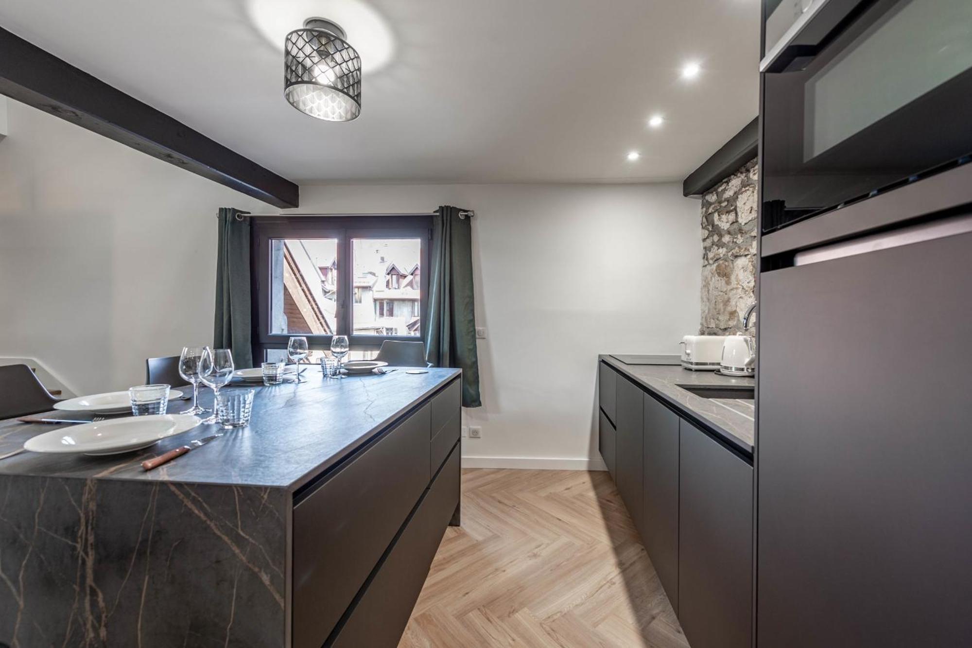 Matterhorn Apartment Annecy Bagian luar foto